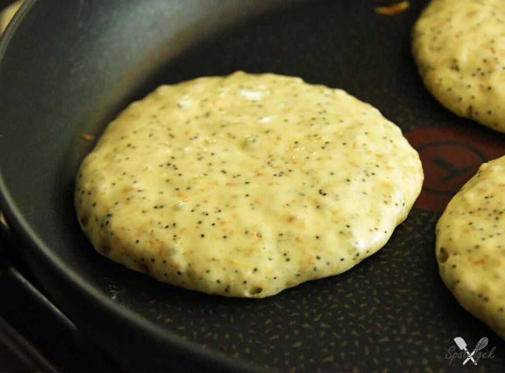 maanzaad sinaasappel pancakes poppy seed karamel pannenkoeken