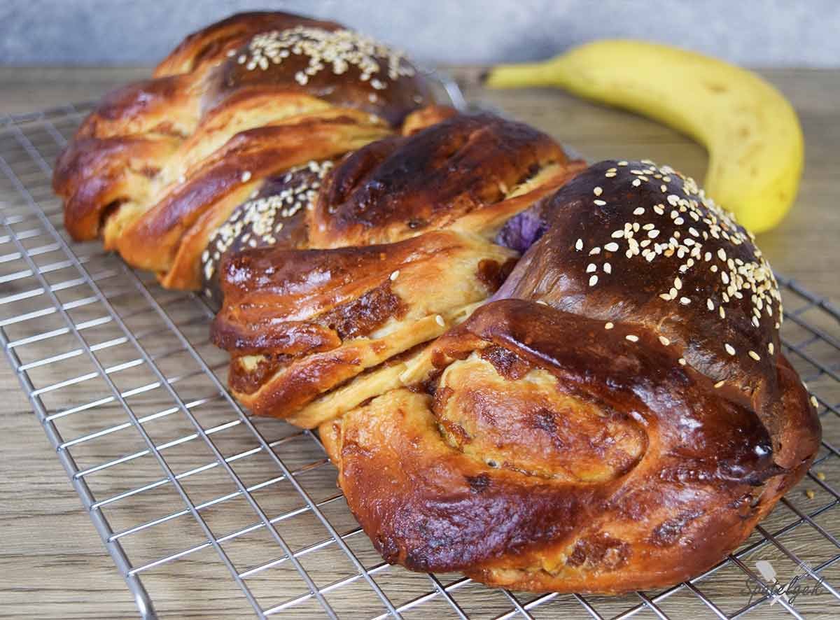 vlechtbrood brood ube kokos banaan kaneel sesam