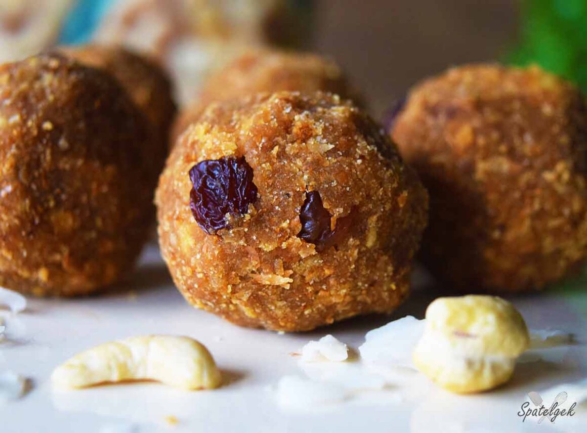 rava ladoo laddu griesmeel india kardemom kokos rozijnen cashew