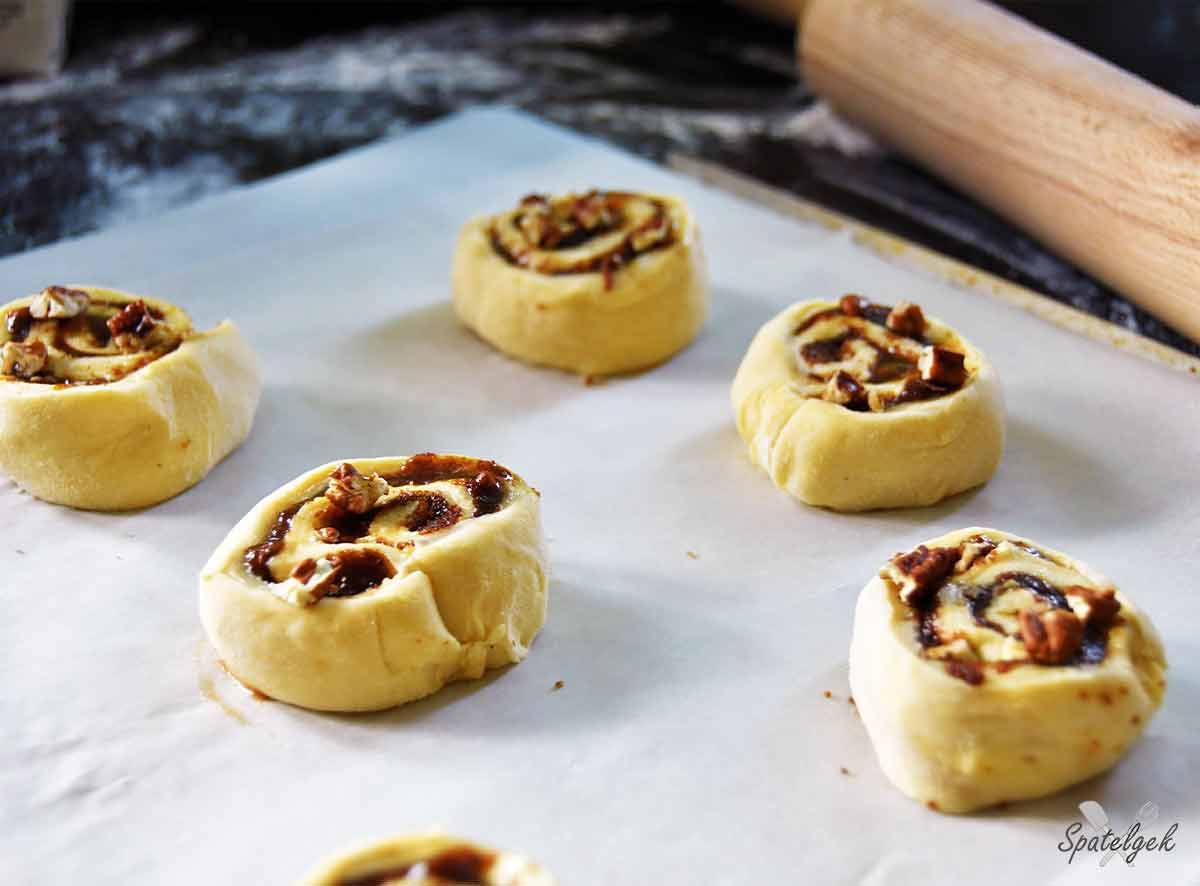 koffiebroodjes pecan sinaasappel kaneel basterdsuiker karamel bladerdeeg