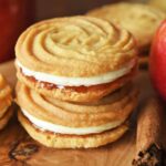 viennese whirls koekjes cookies kaneel pruimen jam crème laurier