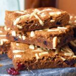 speculaas blondies bakken amandel cranberry's sinterklaas