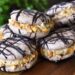 chocolade meringue koekjes kaneel pinda's banketbakkersroom schuim whoopie pie cookies