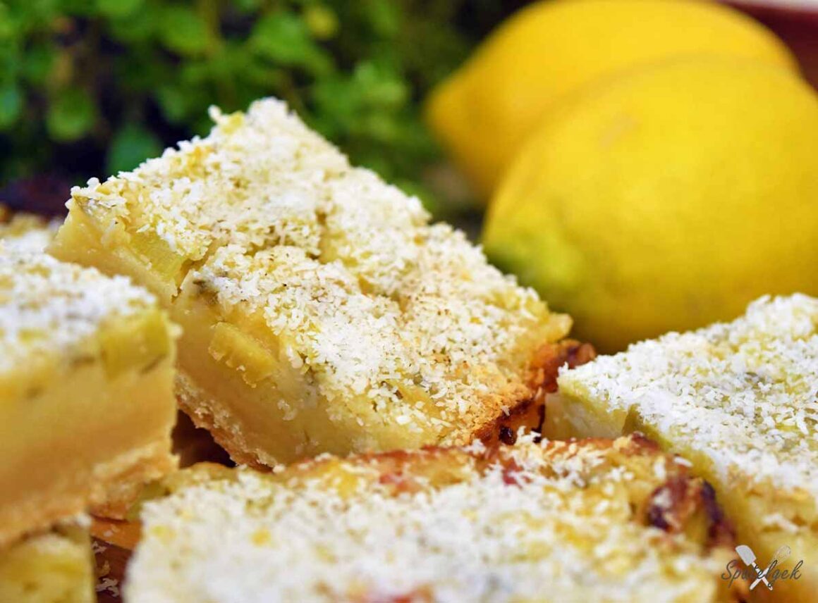 lemon bars kokos rabarber curd bakken zoet zuur rasp moestuin